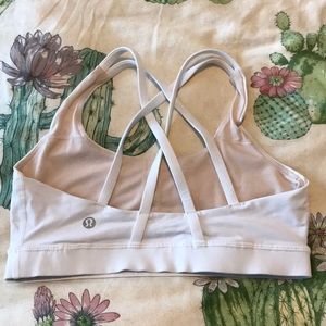 Lululemon White Sports Bra - Size 4